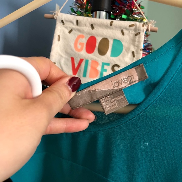 Forever21 Teal Blouse - Picture 2 of 2